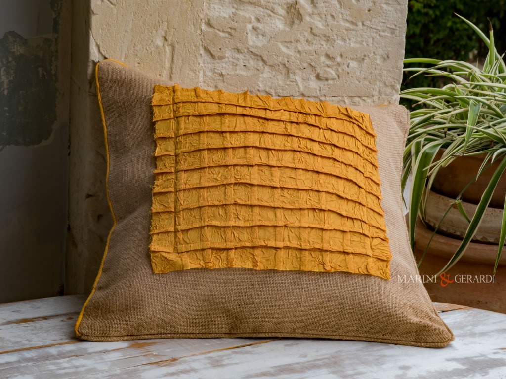 Giallo Oro